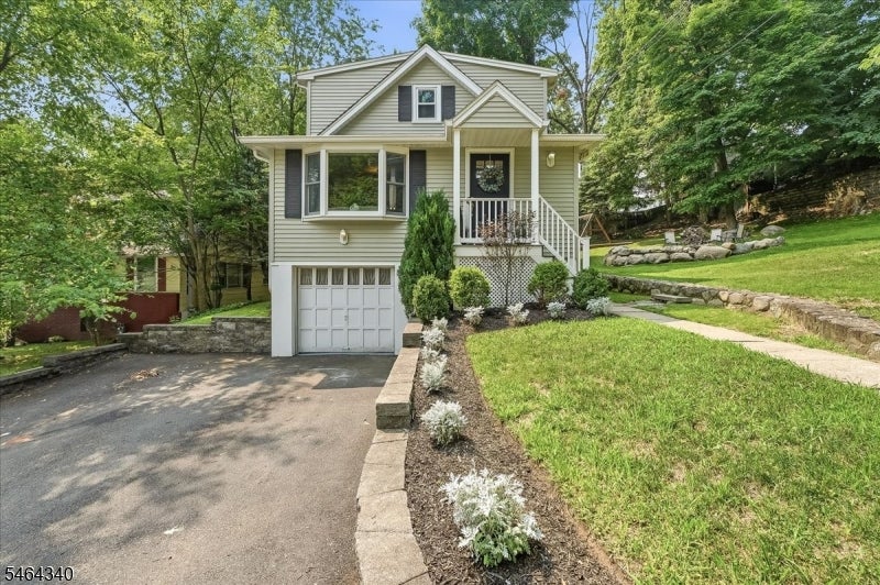 21 Nassau St