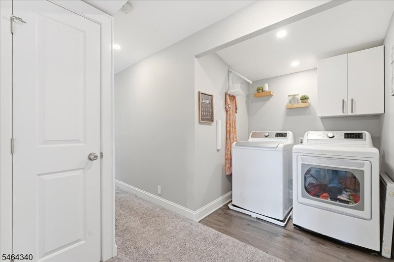 21 Nassau St