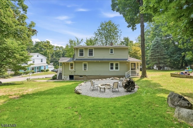 21 Nassau St
