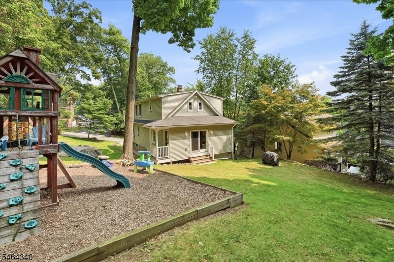 21 Nassau St