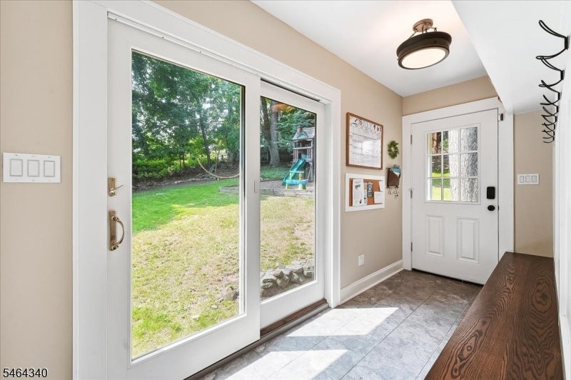 21 Nassau St