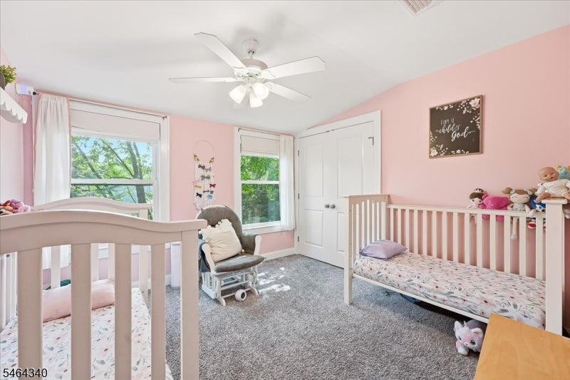 21 Nassau St