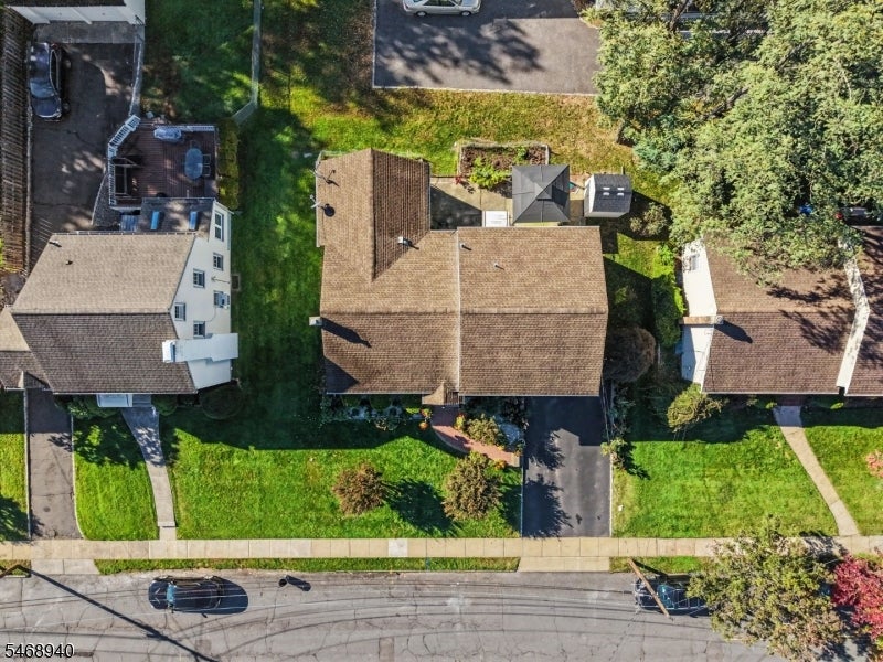 136 Headley Ter