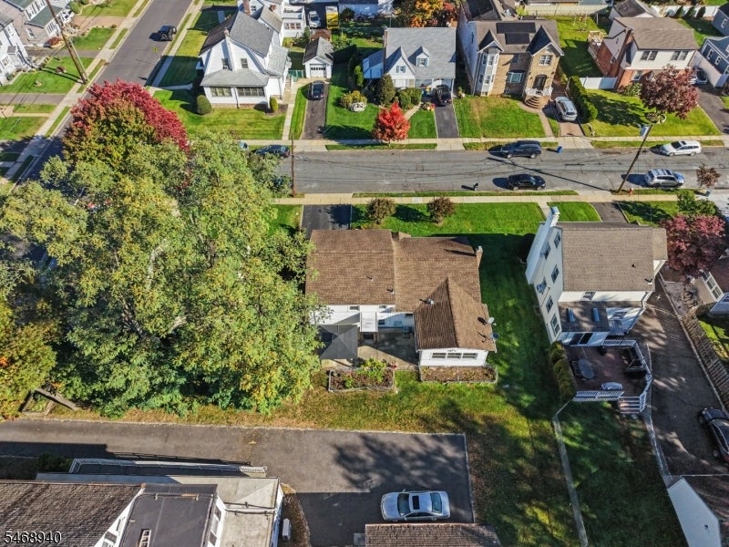 136 Headley Ter