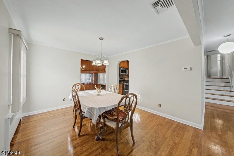 136 Headley Ter