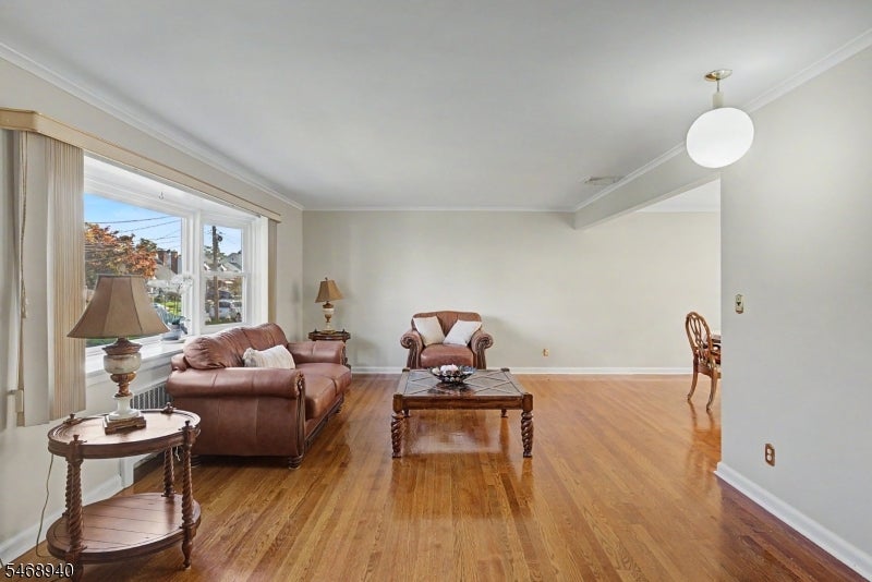 136 Headley Ter