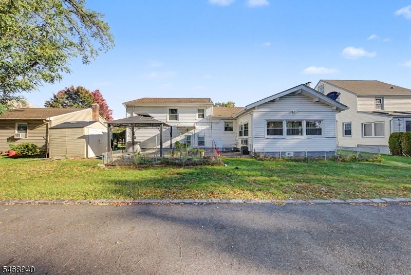 136 Headley Ter