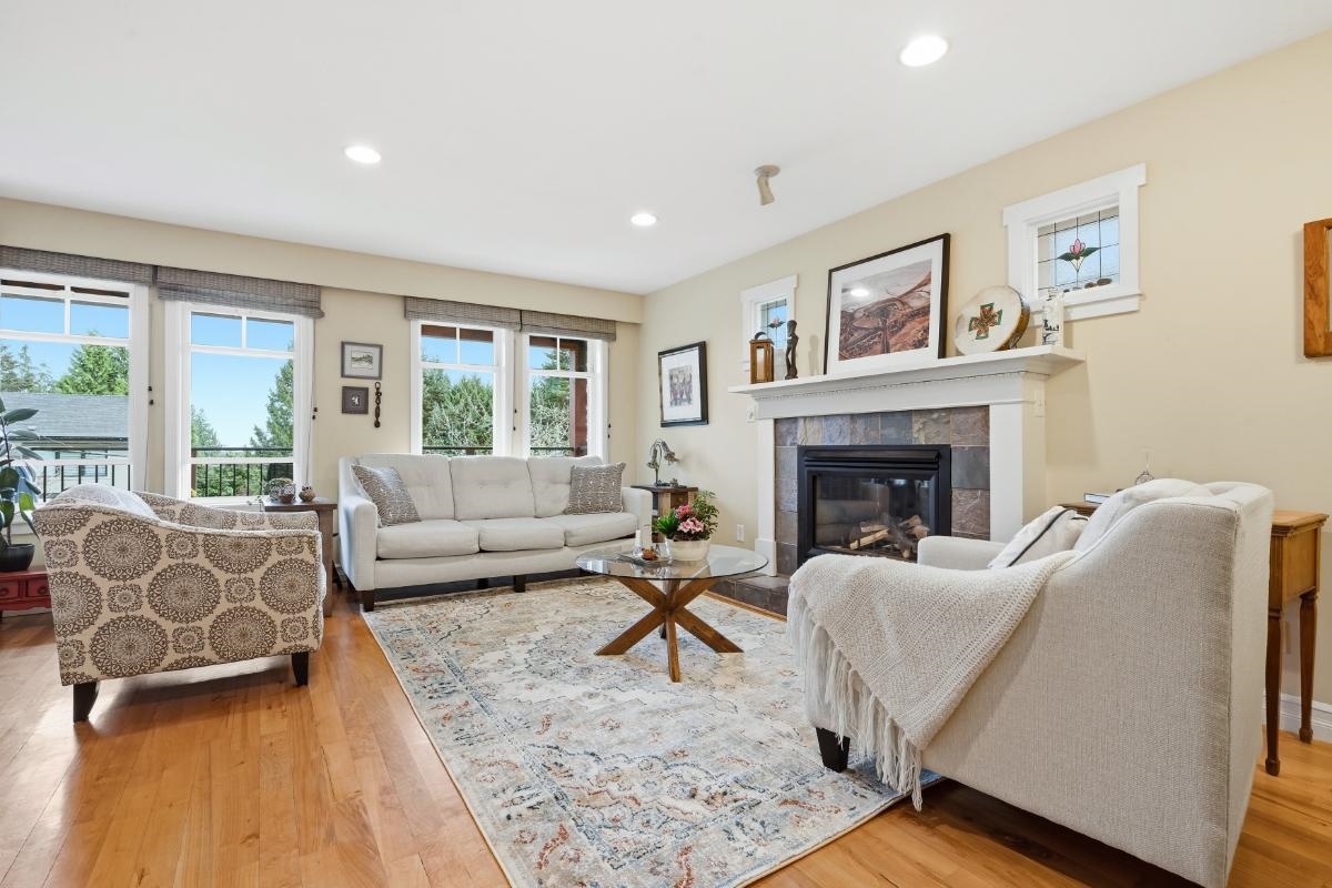 272 E OSBORNE ROAD