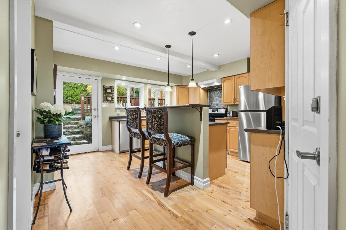272 E OSBORNE ROAD