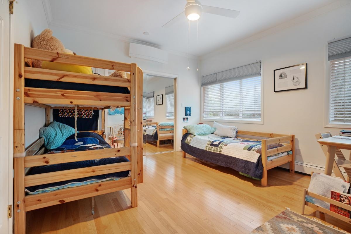 4210 NAUTILUS CLOSE