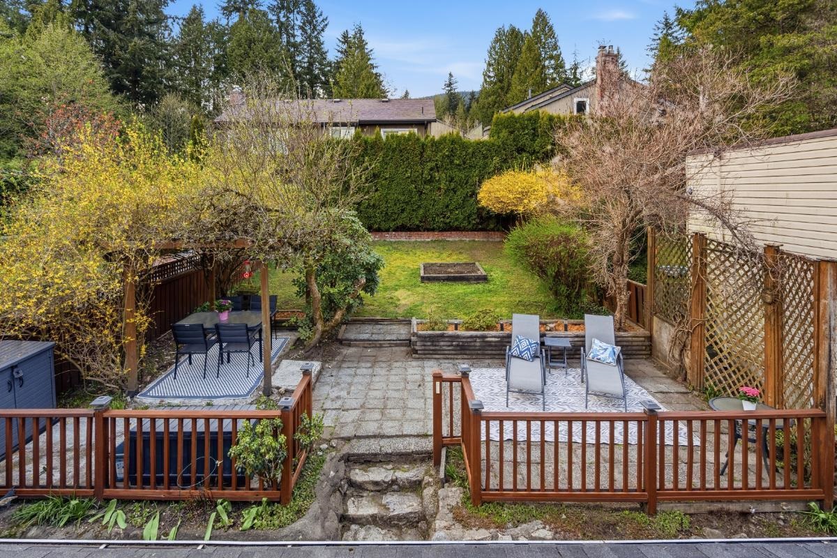 272 E OSBORNE ROAD