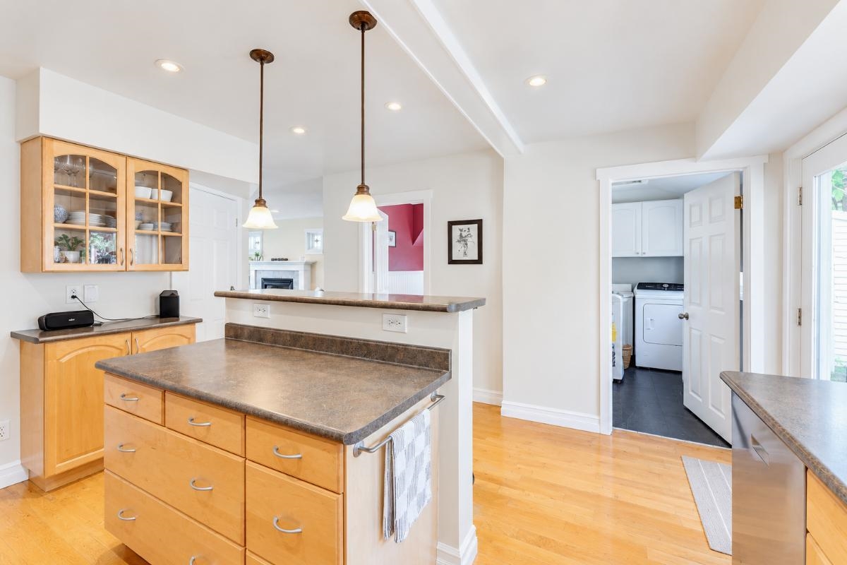 272 E OSBORNE ROAD