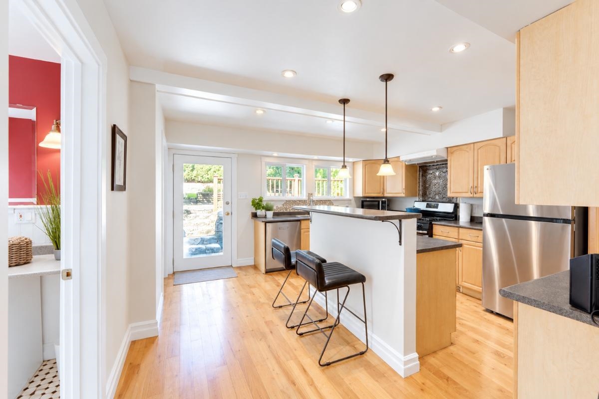 272 E OSBORNE ROAD