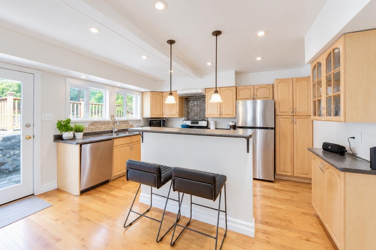 272 E OSBORNE ROAD