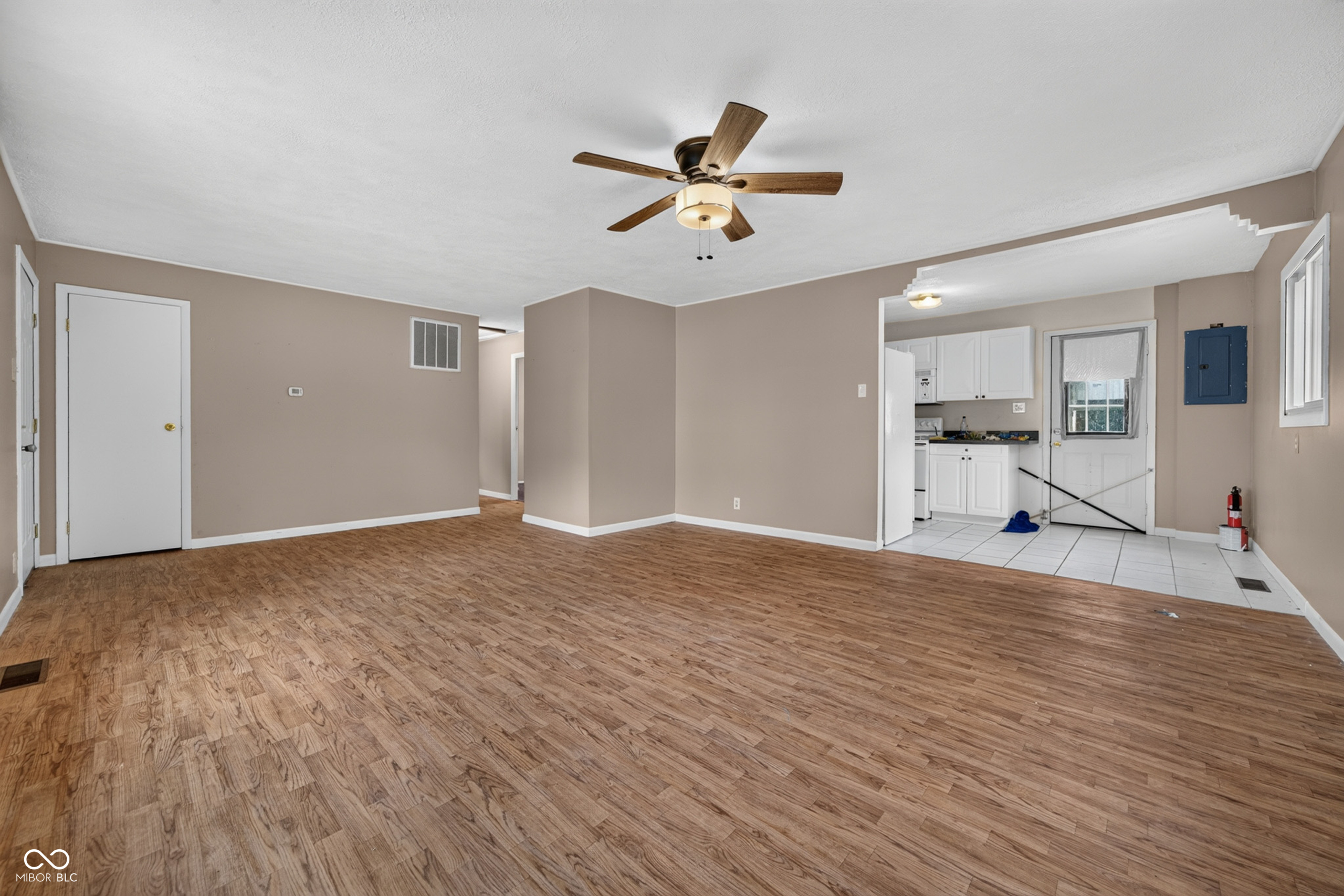 1411 W Tate Street W