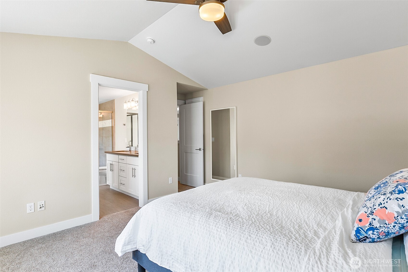 Renton Highlands - 708 Rosario Place NE