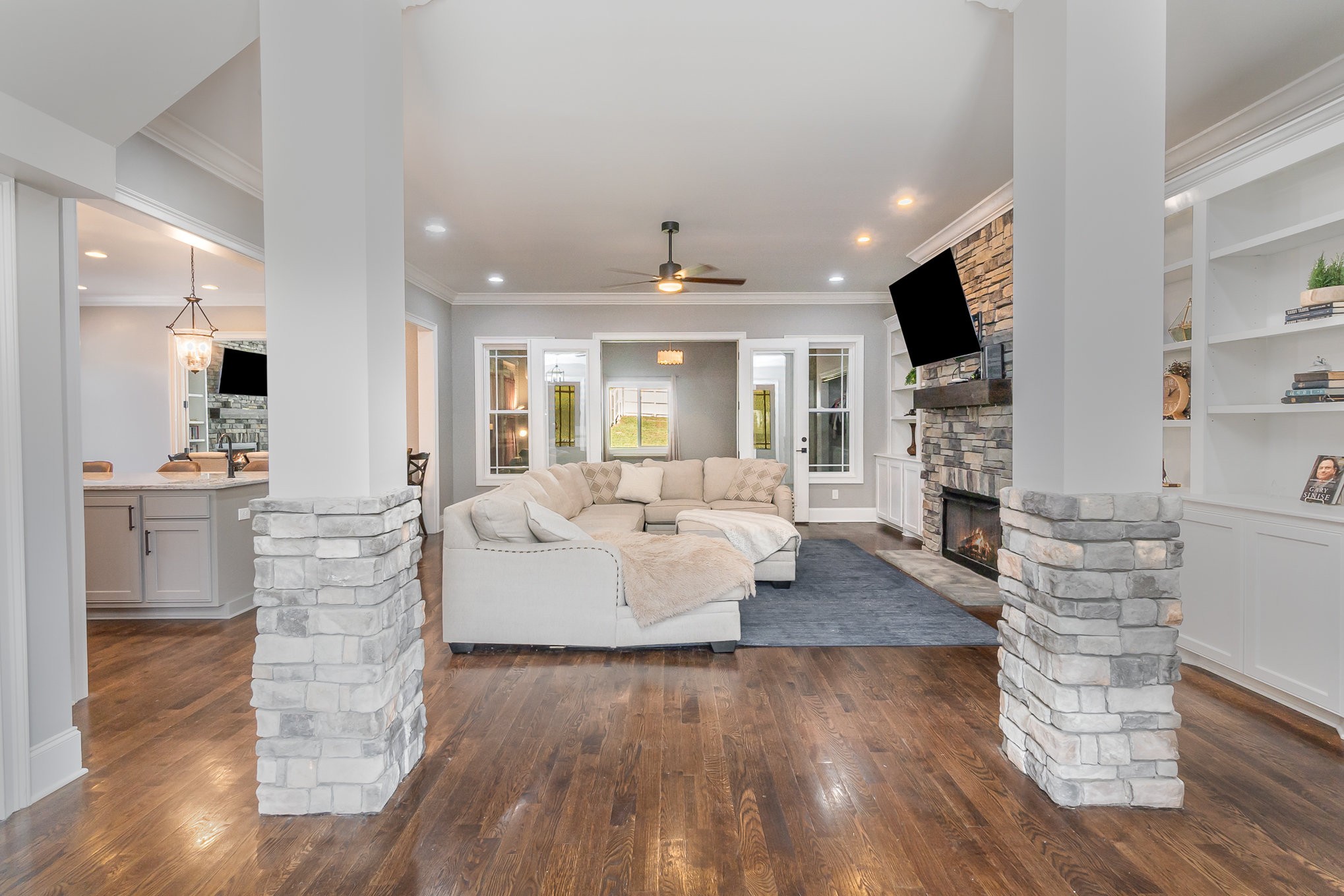1383 Northcutt Rd