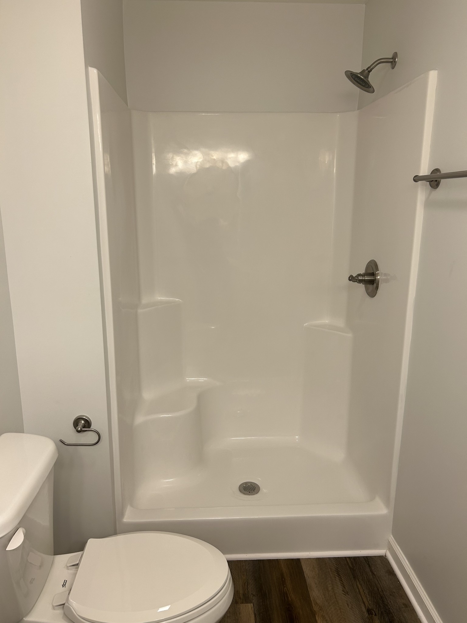 290 Leo Whitley Rd