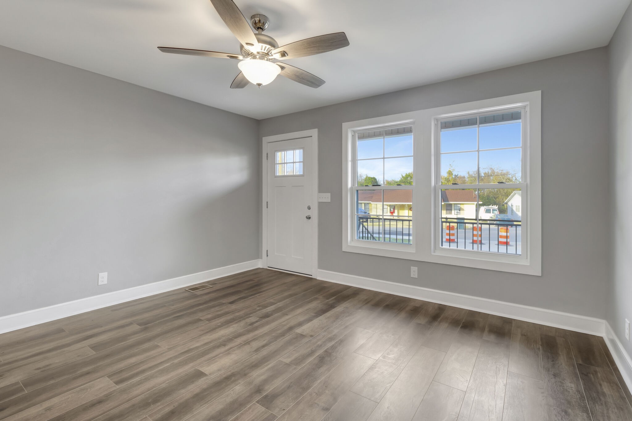 306 Hobbs Ave