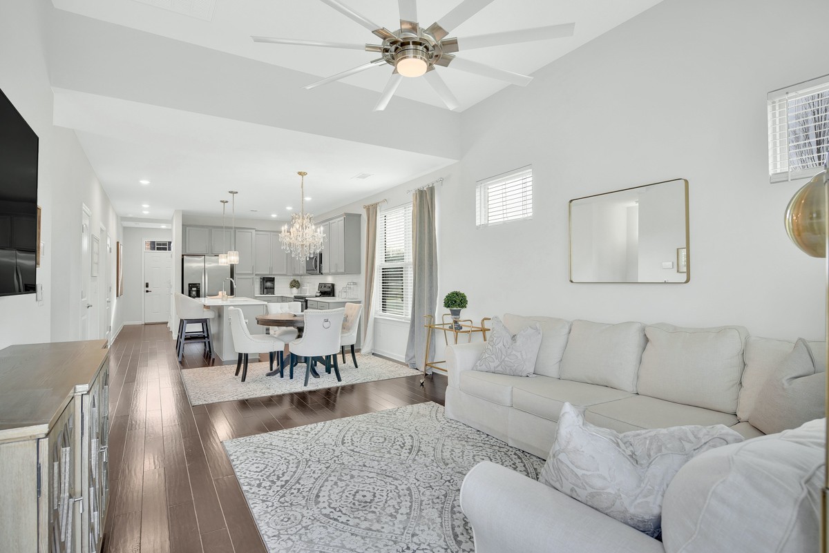101 Bluestem Ct