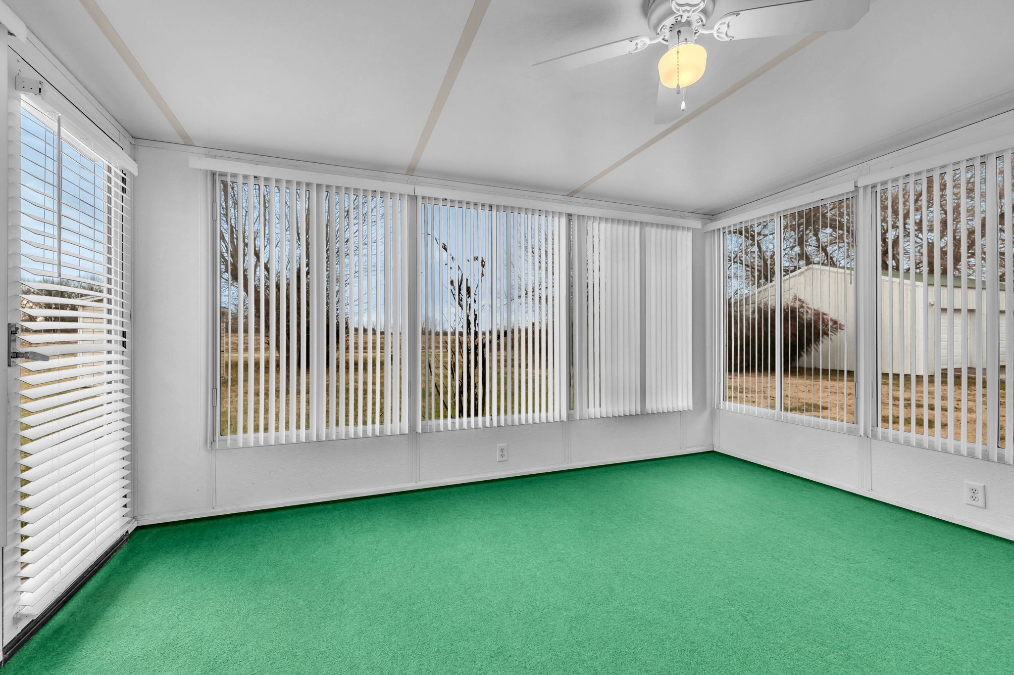 109 Derek Ct