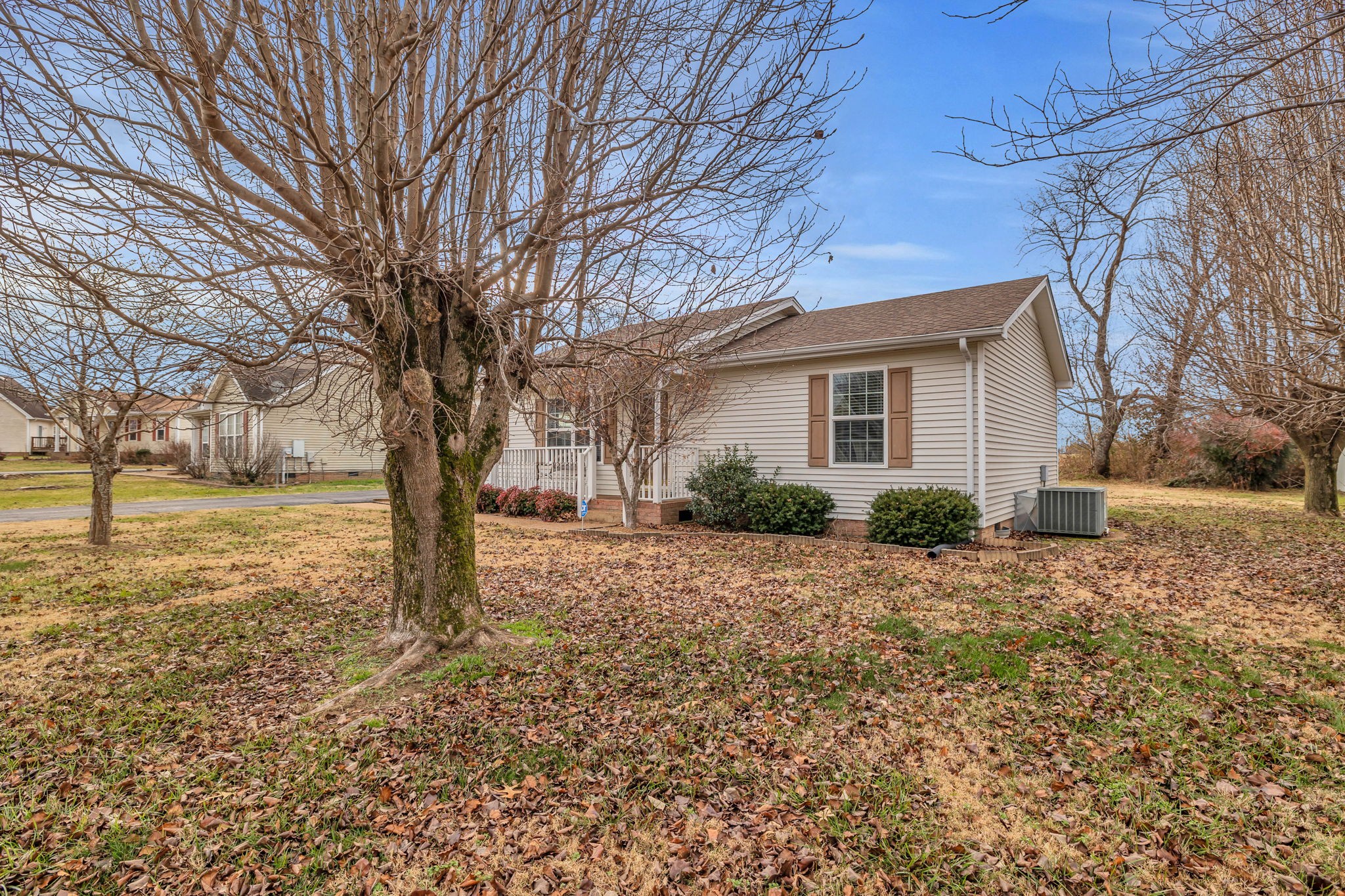 109 Derek Ct
