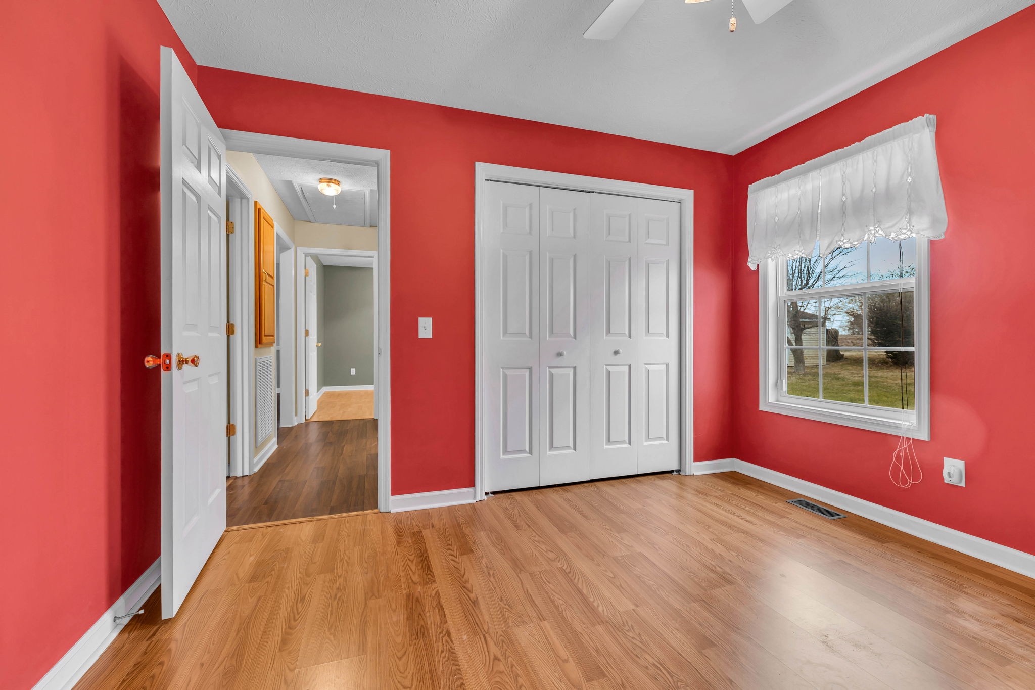 109 Derek Ct