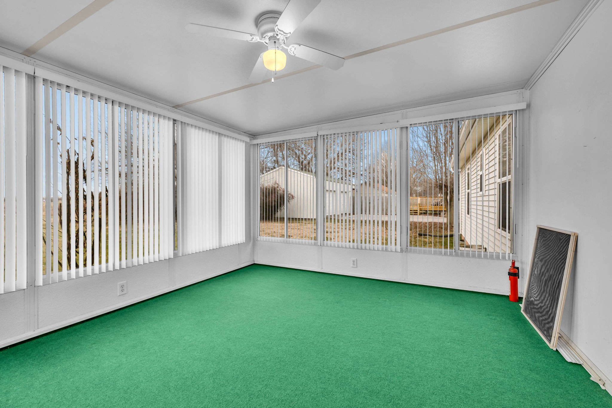 109 Derek Ct