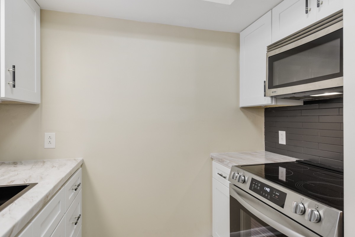 5515 Country Dr Unit: 28