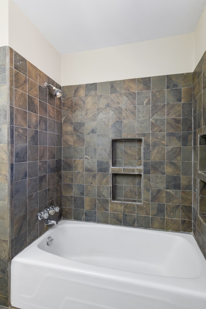 5515 Country Dr Unit: 28