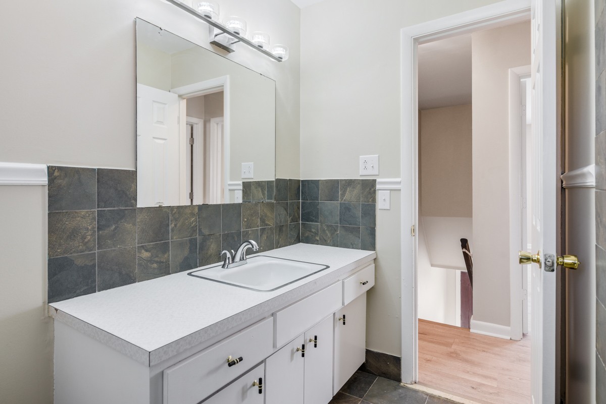 5515 Country Dr Unit: 28