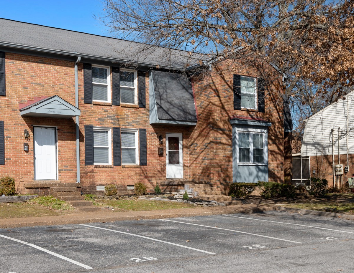 5515 Country Dr Unit: 28