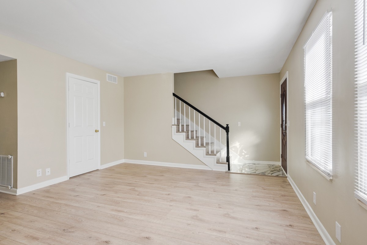 5515 Country Dr Unit: 28