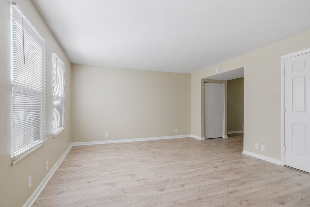 5515 Country Dr Unit: 28