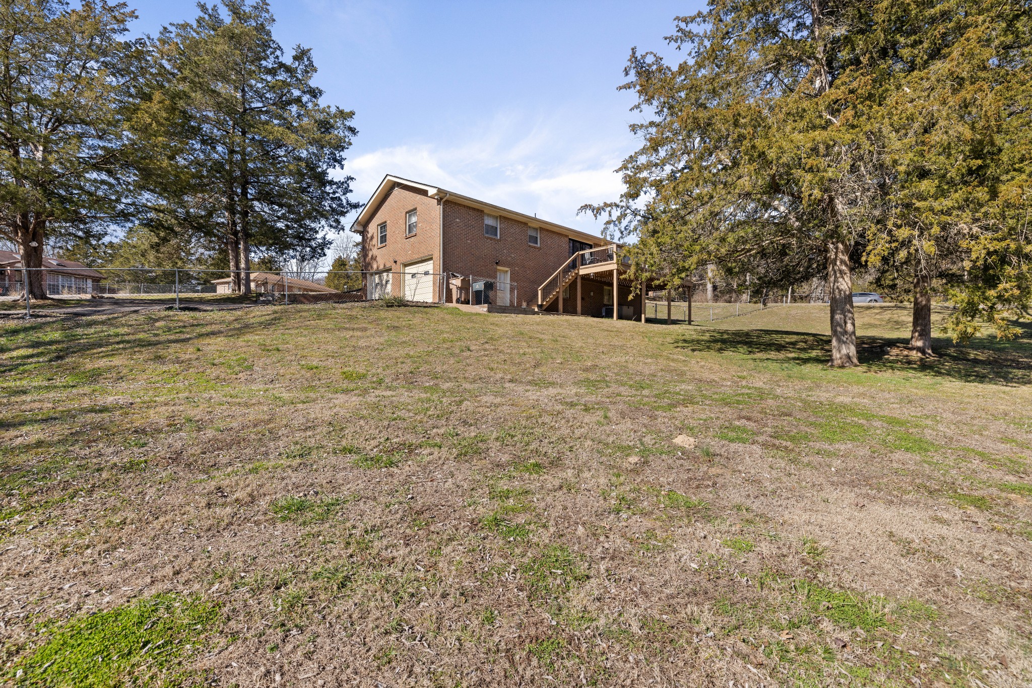 2101 Aileen Dr