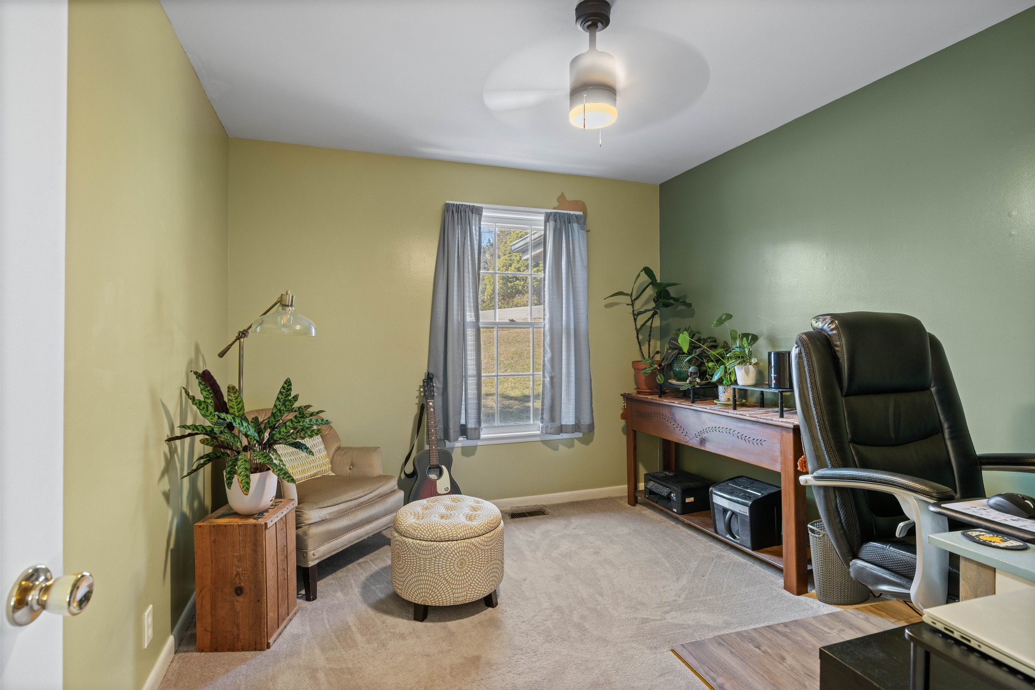 2101 Aileen Dr