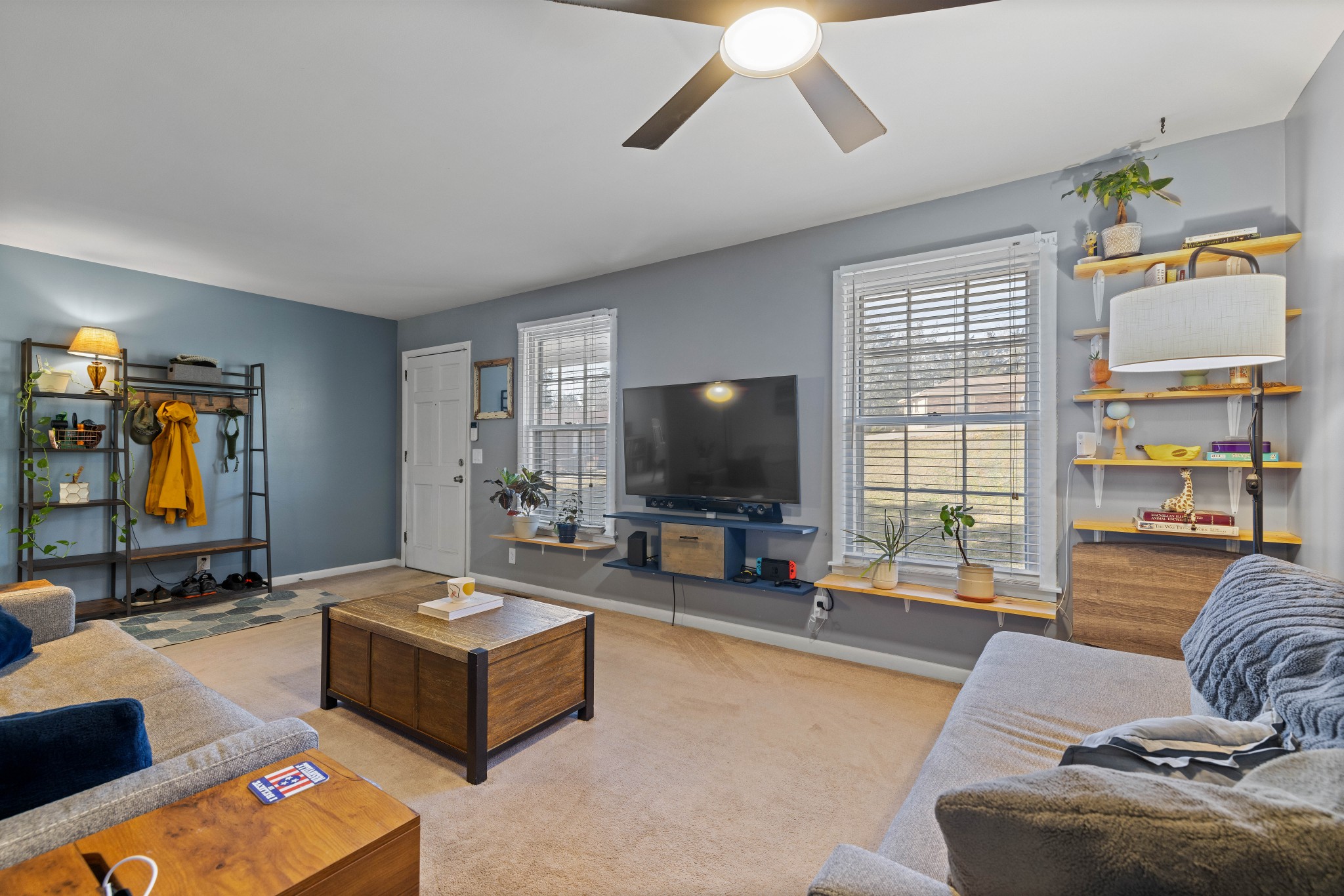 2101 Aileen Dr