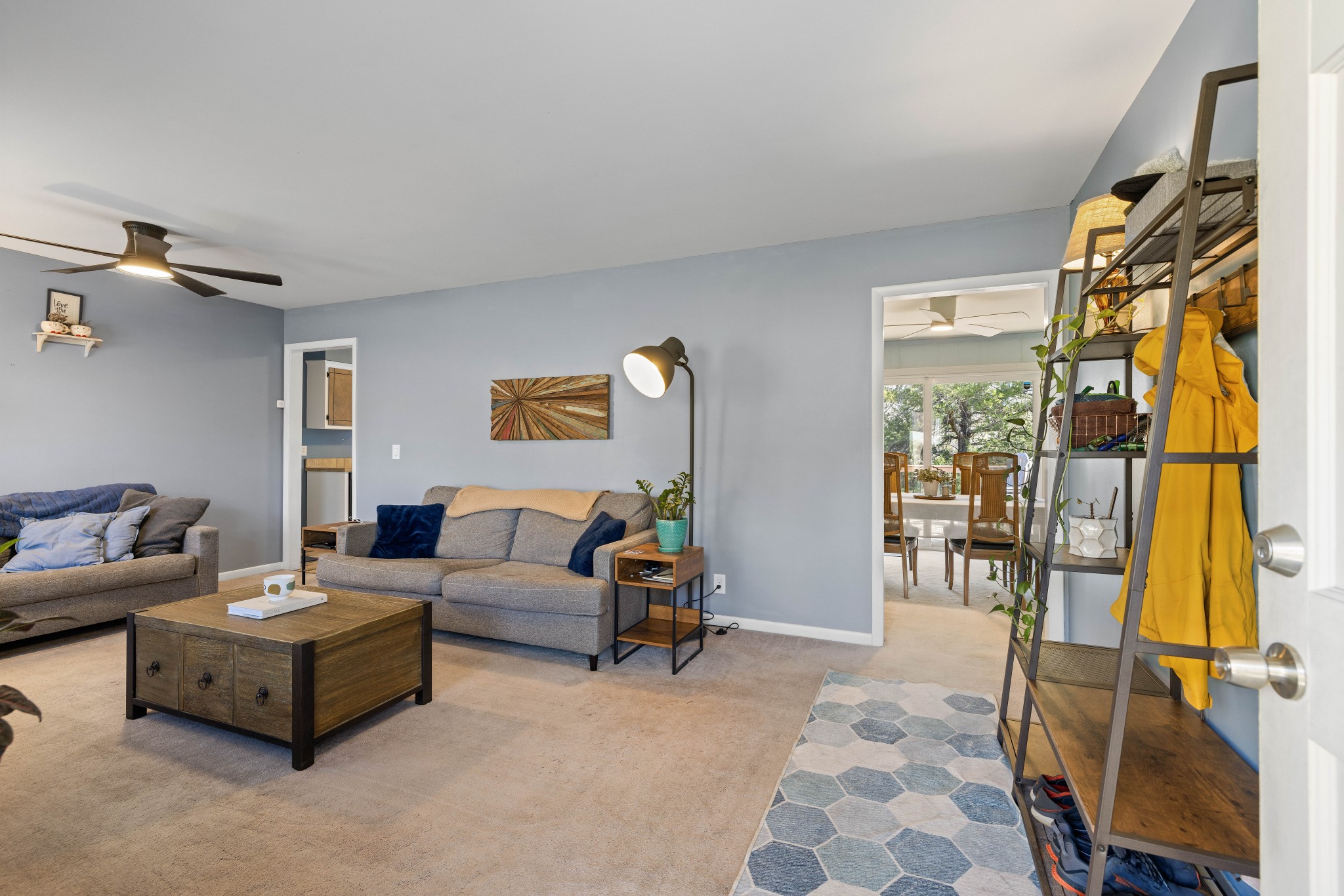2101 Aileen Dr