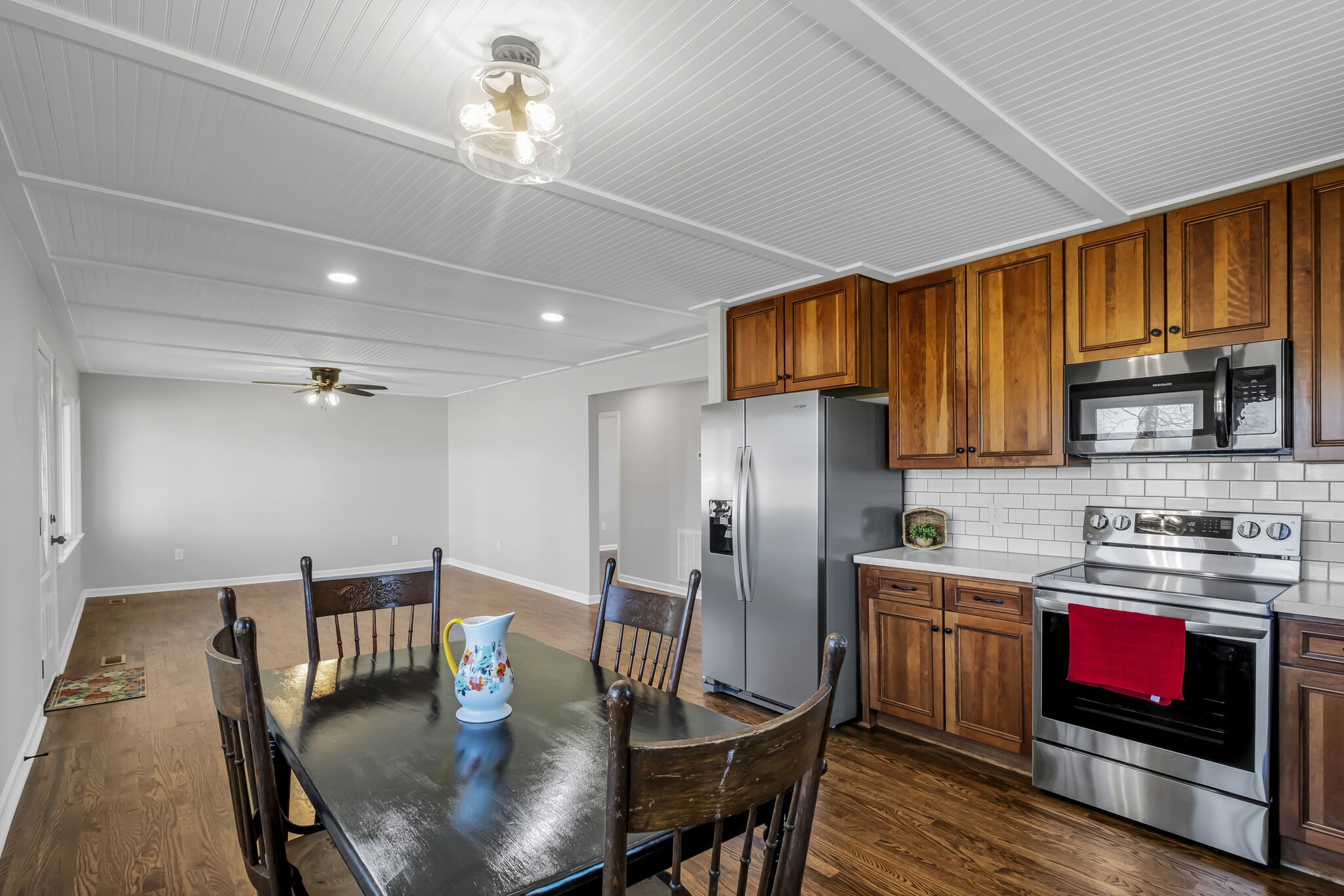 3876 Summertown Hwy