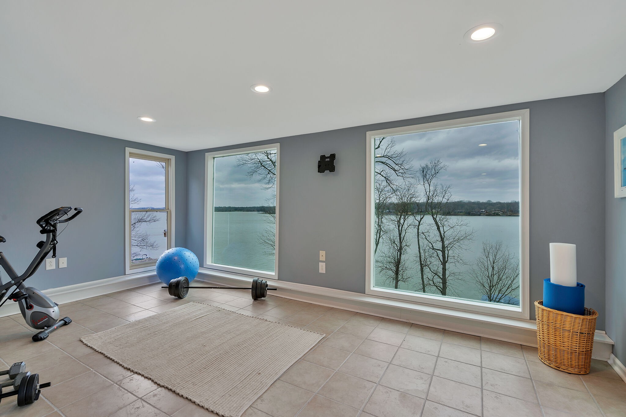 389 Green Harbor Rd