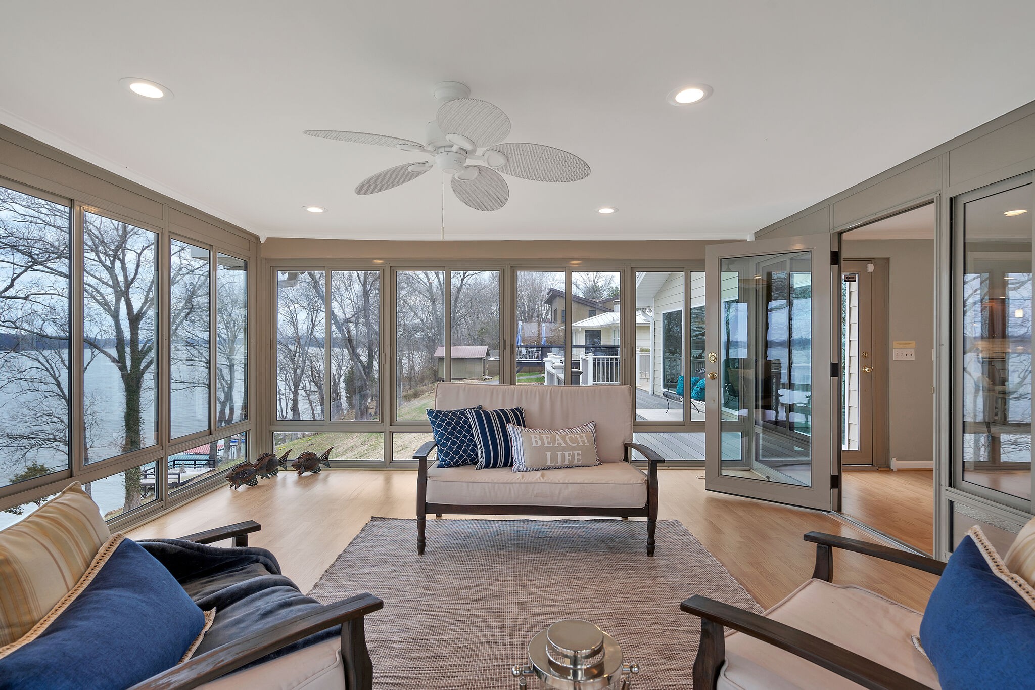 389 Green Harbor Rd