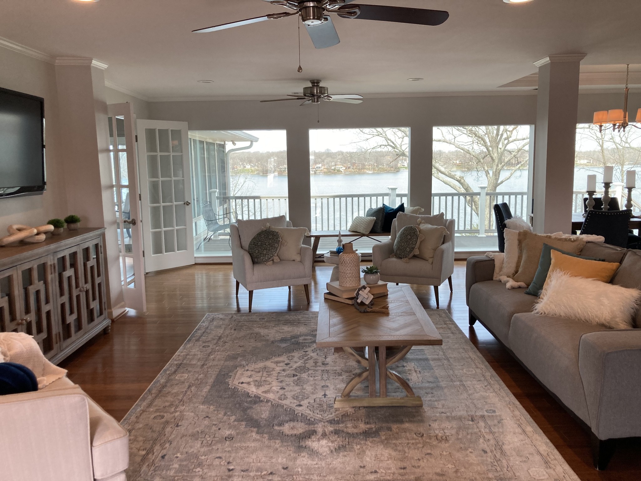 389 Green Harbor Rd
