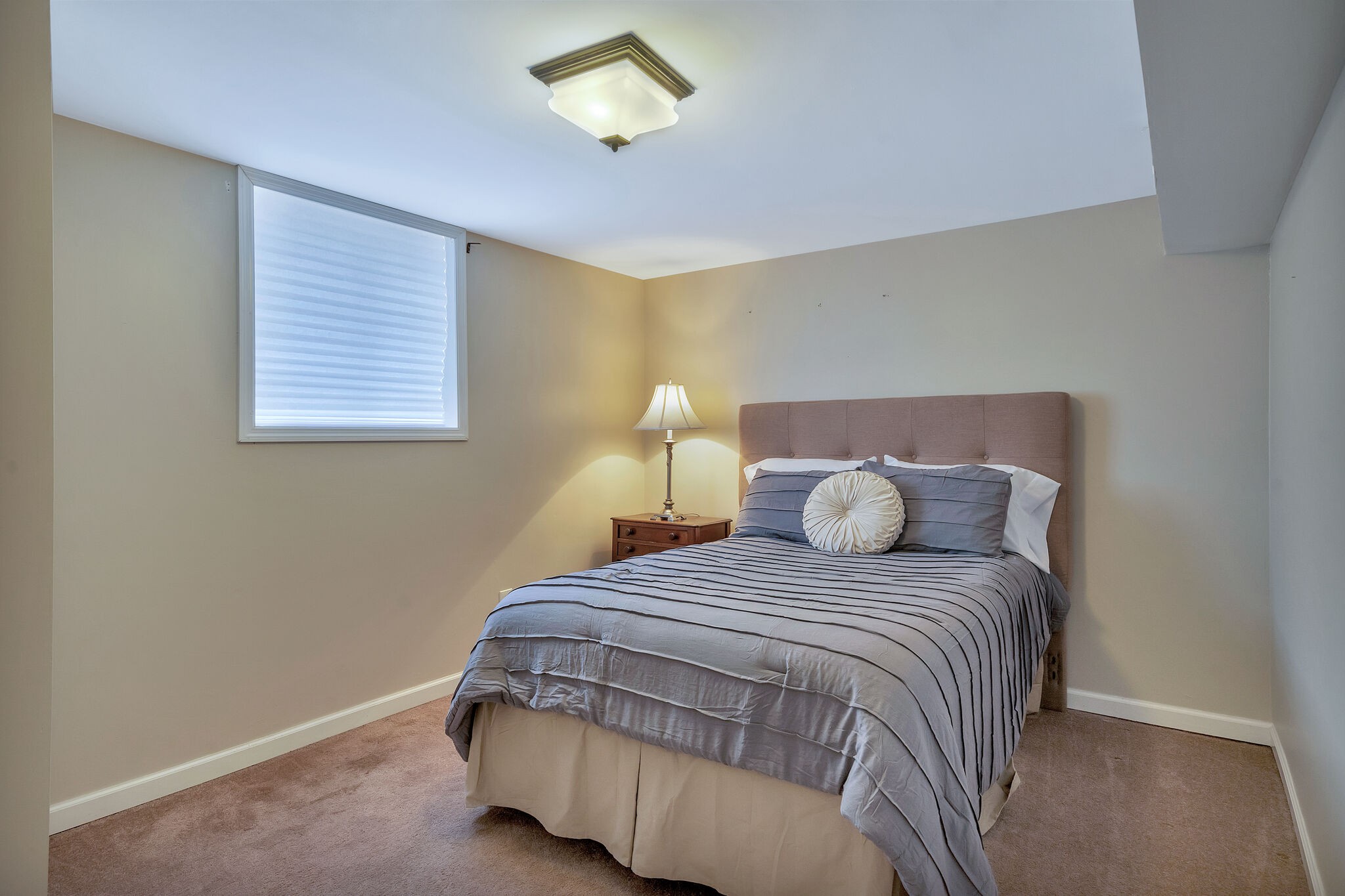 389 Green Harbor Rd