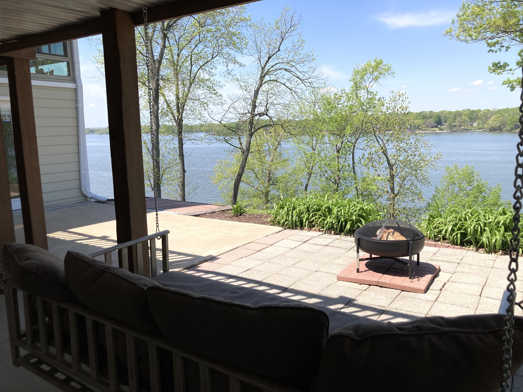 389 Green Harbor Rd