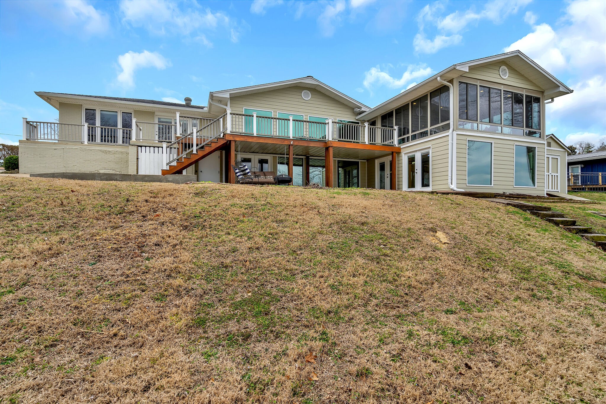 389 Green Harbor Rd