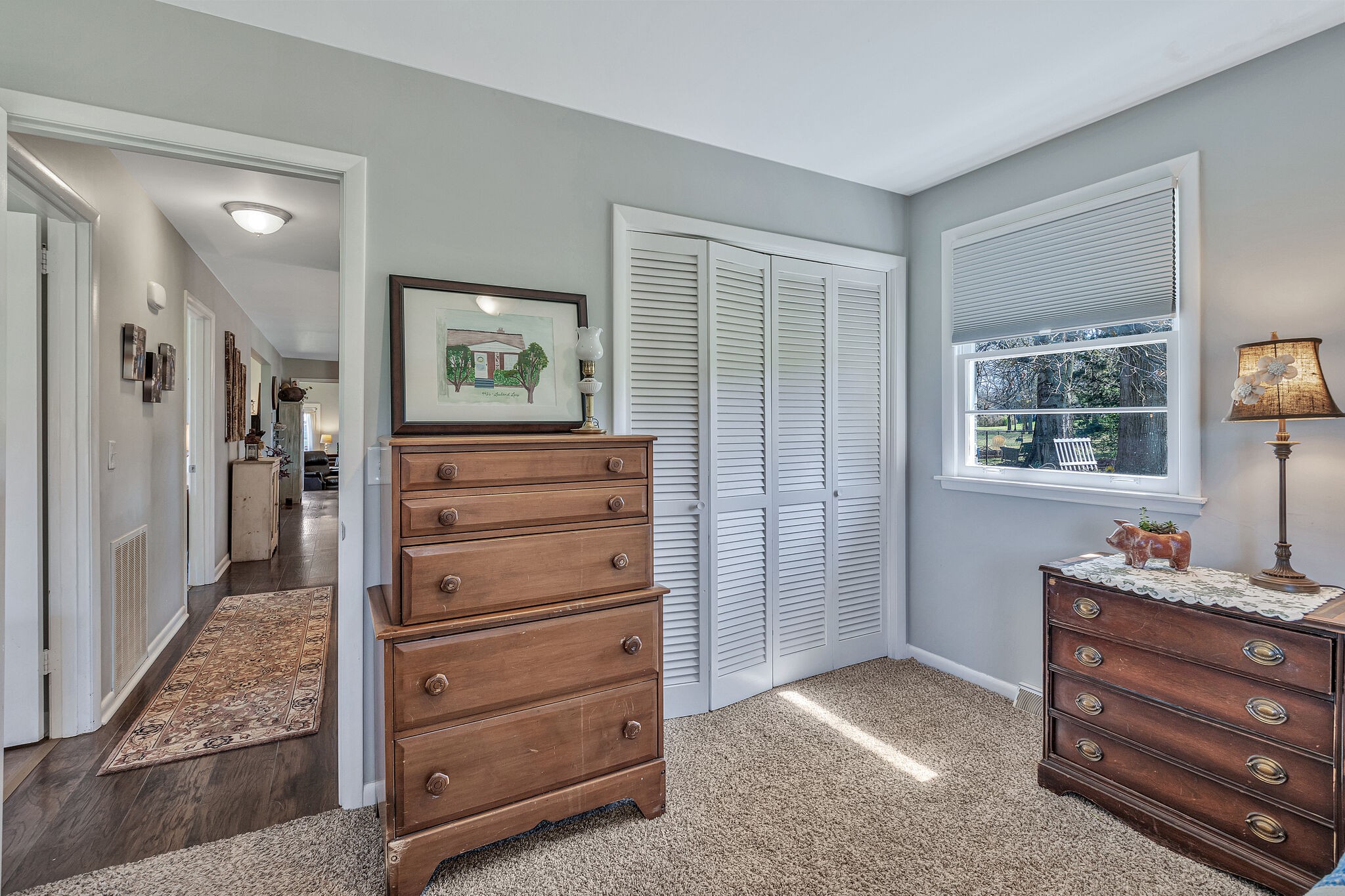 3212 Lakeshore Dr