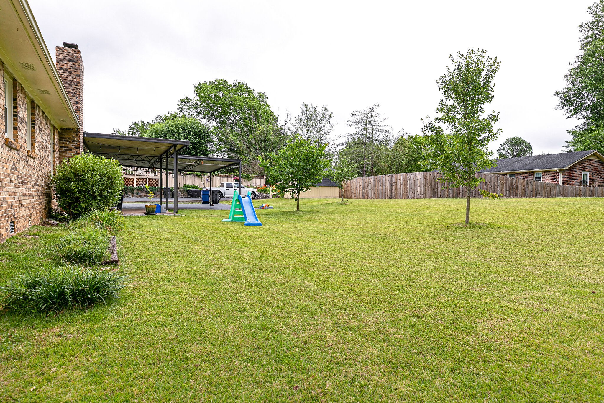 513 Hemingway Dr