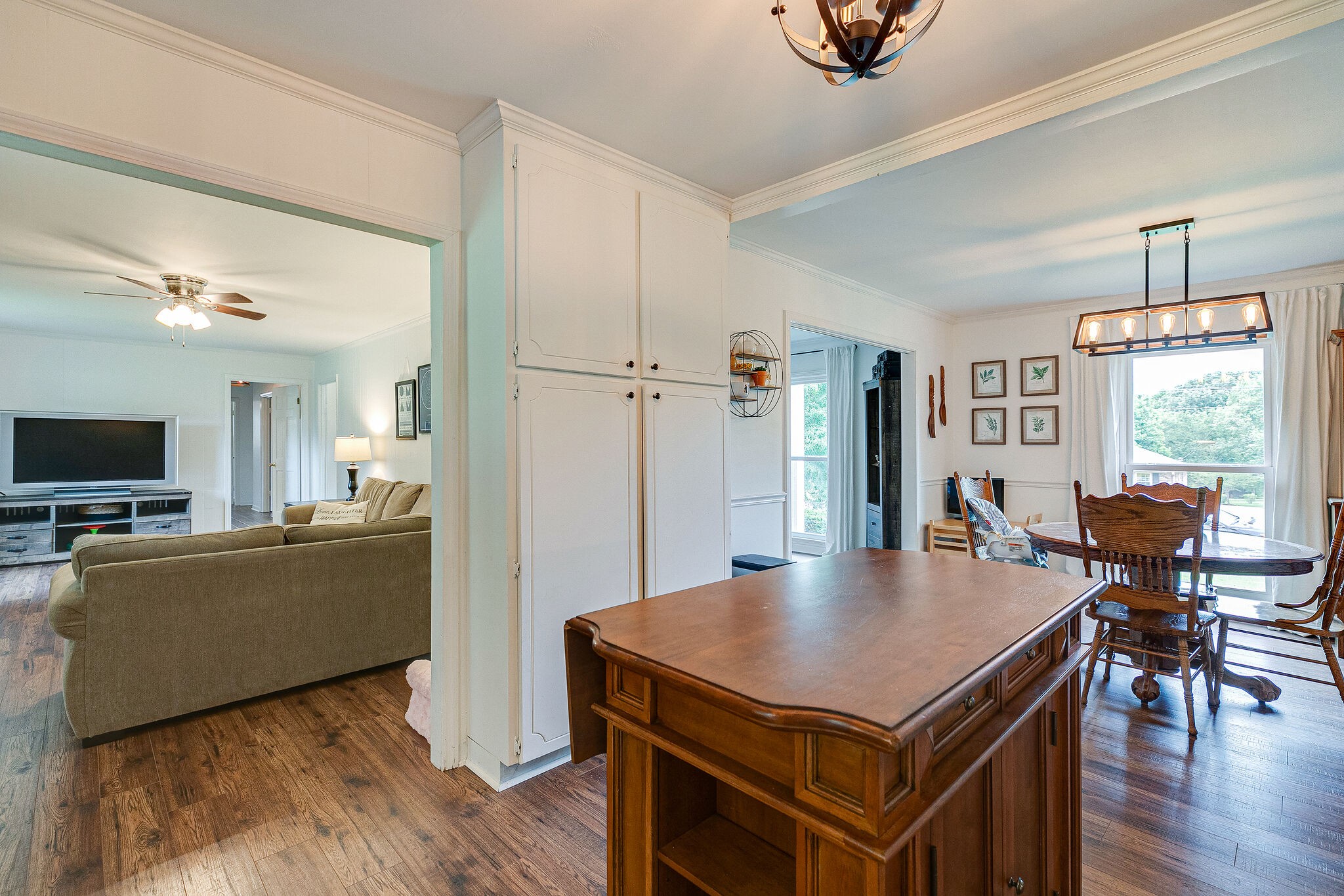 513 Hemingway Dr