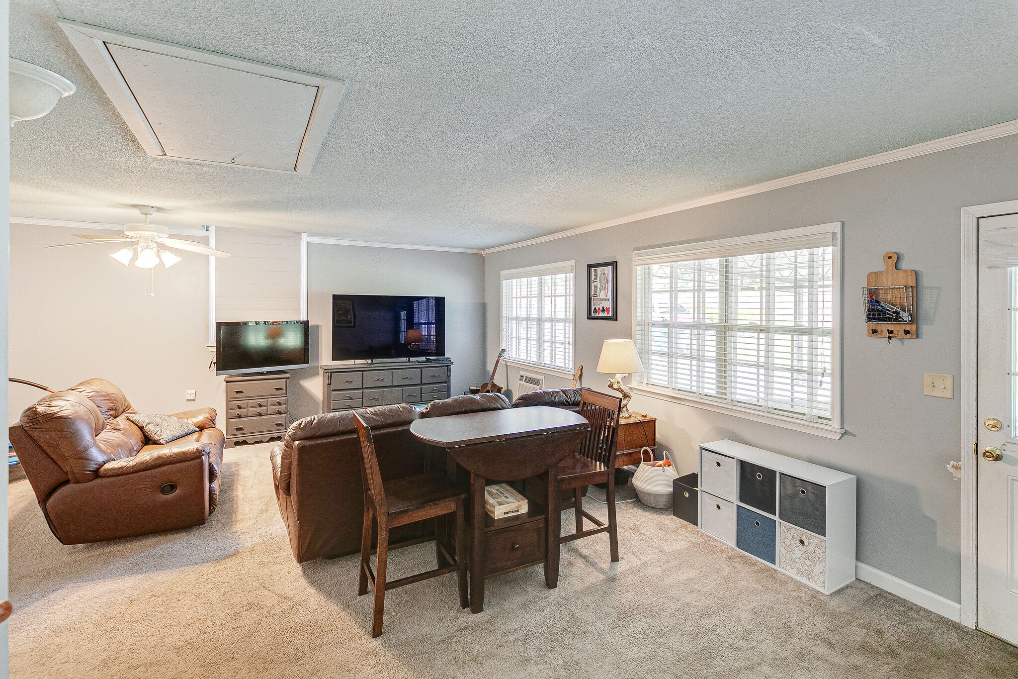 513 Hemingway Dr