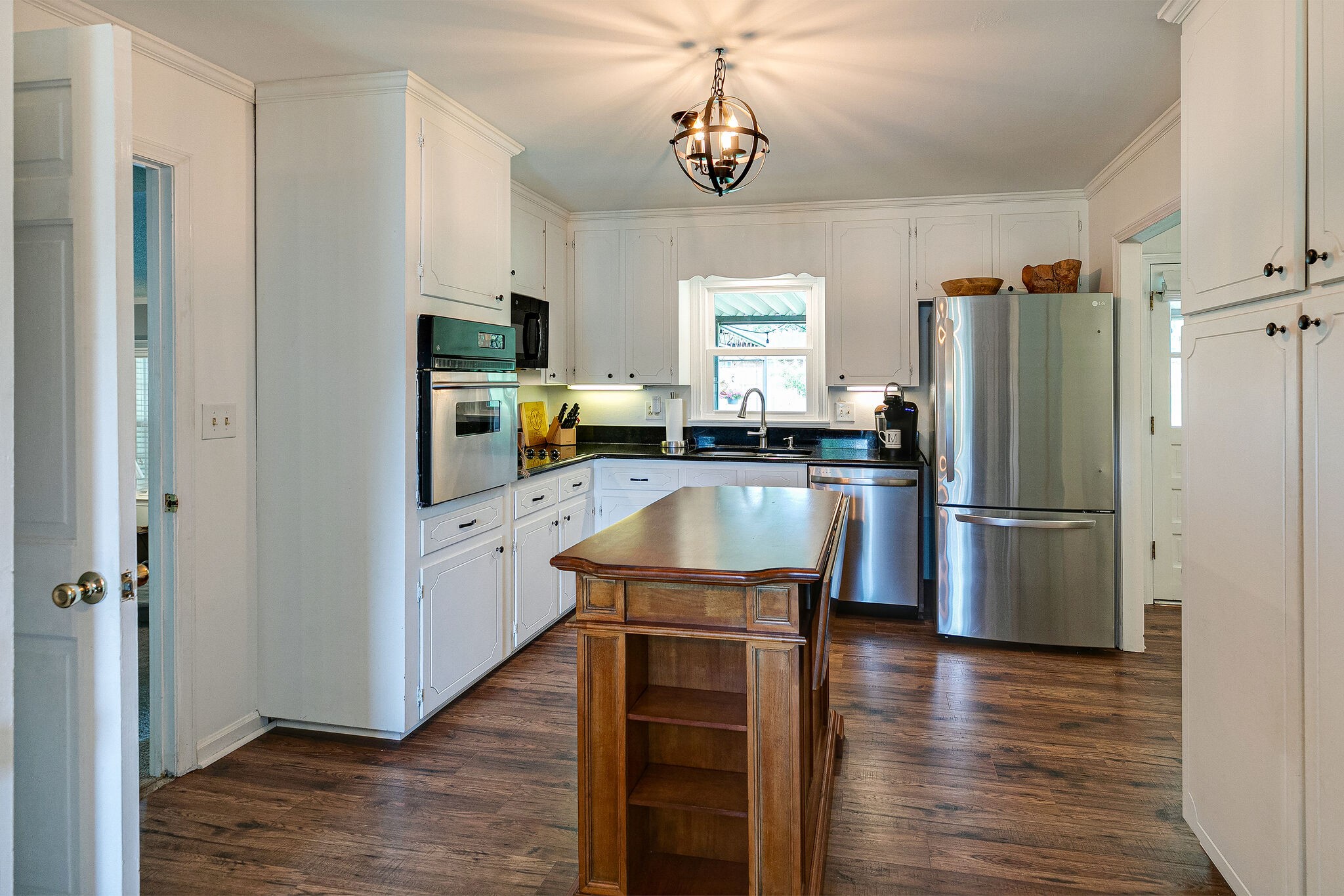 513 Hemingway Dr